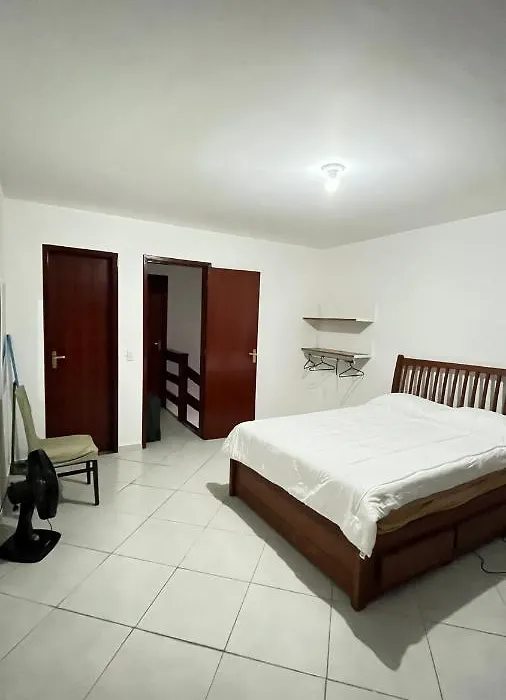 Casa confortável a 5min a pé da praia-1